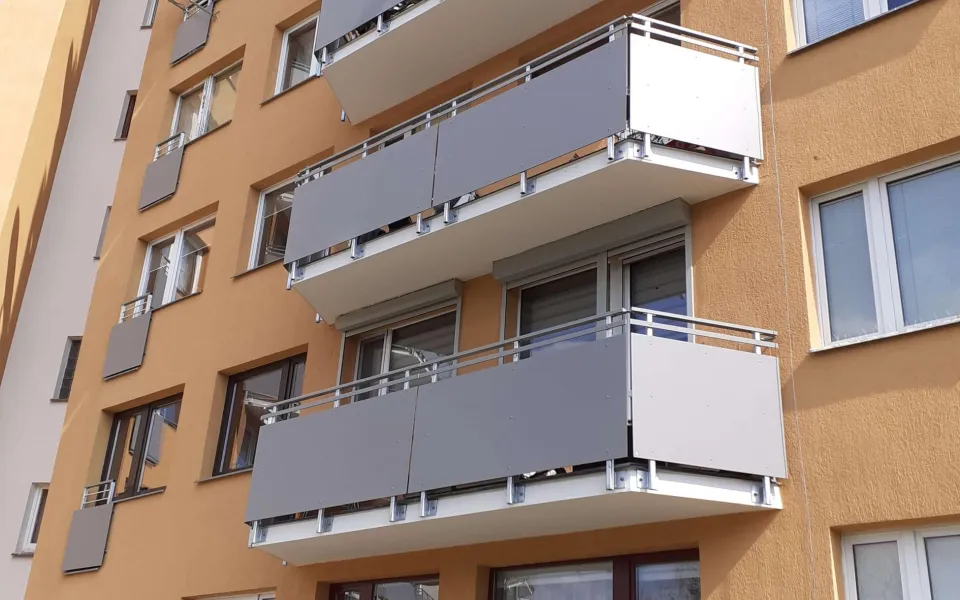 Realizacja Renoplast system Basic K30 balkony 