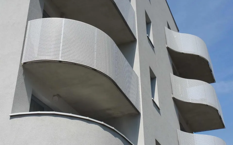 Realizacja Renoplast system Basic k20 balkon łukowy